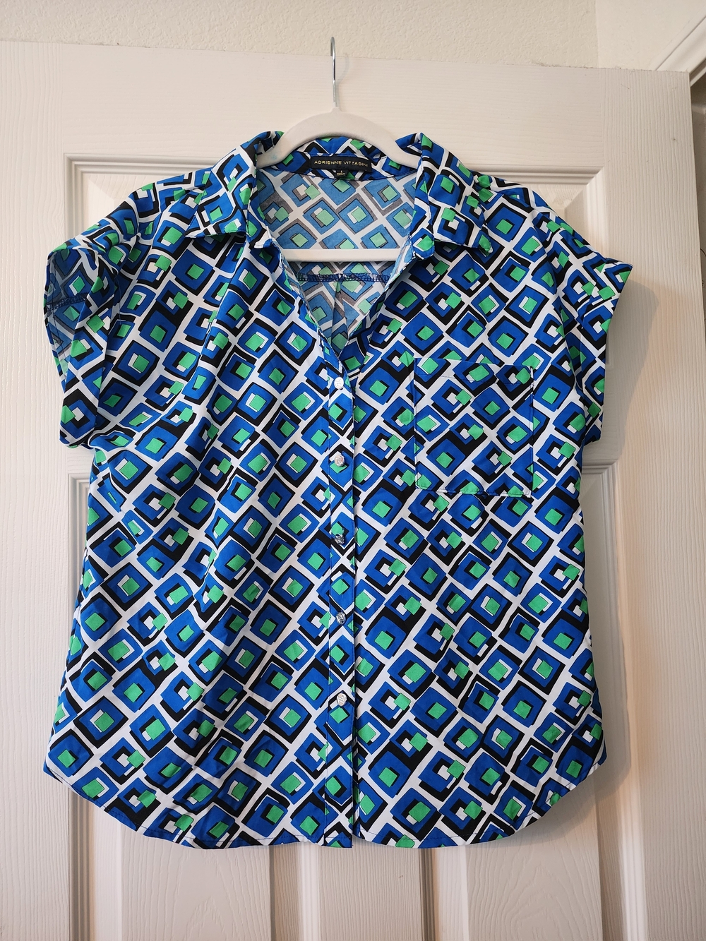 Adrienne Vittadini Blue, Kelly Green & White Geometric Button-Up Blouse - Size L